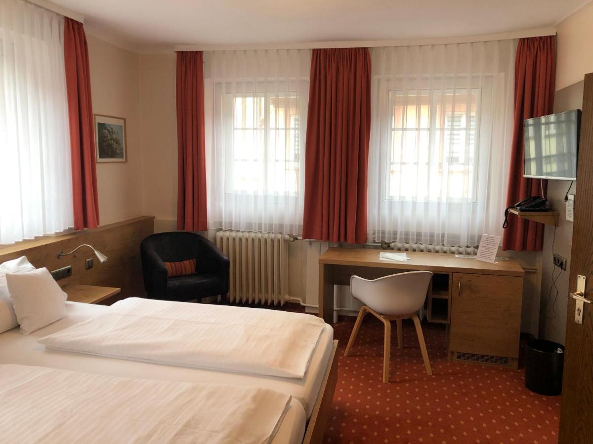Hotel Garni "Brauerei Keller" Мильтенберг Экстерьер фото
